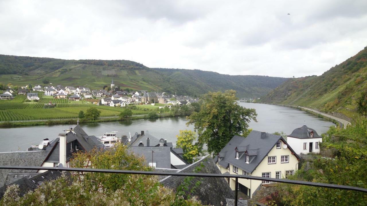 Ferienhaus Erich Bremm Mit Moselblick Neef Bagian luar foto